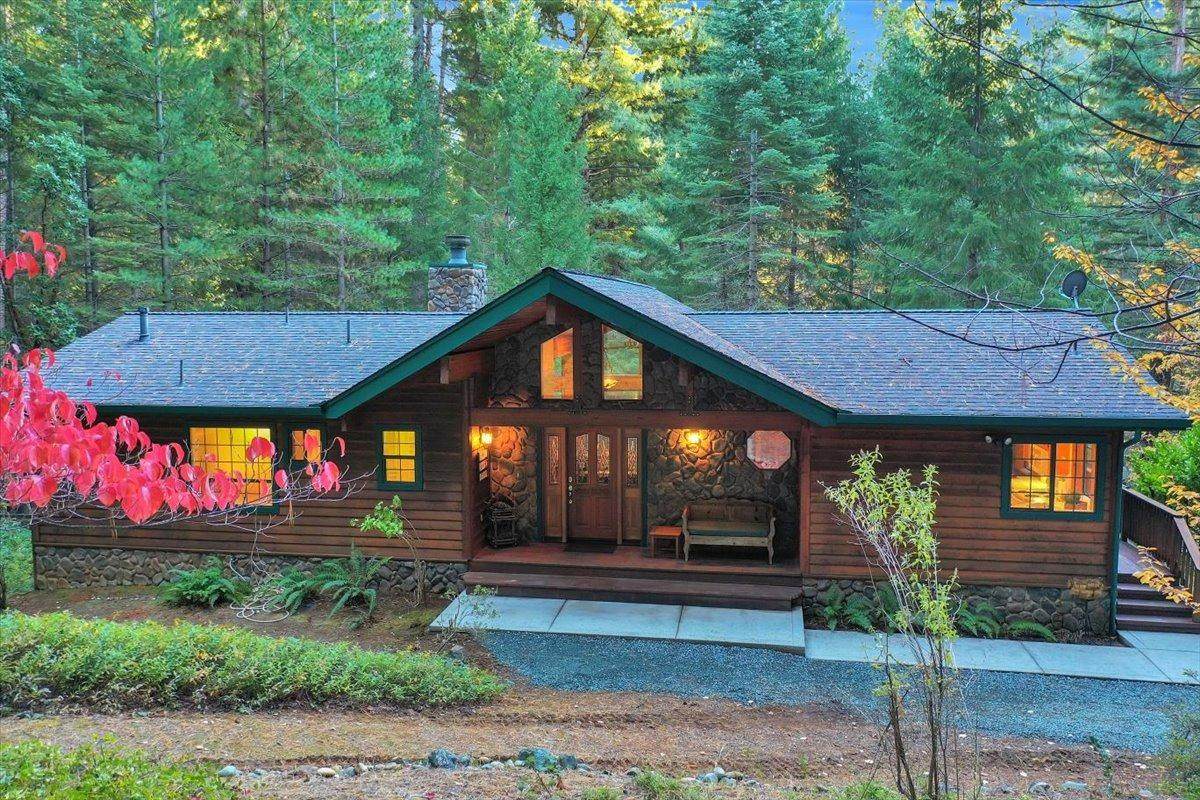 11226 Daniels Dr - Photo 1