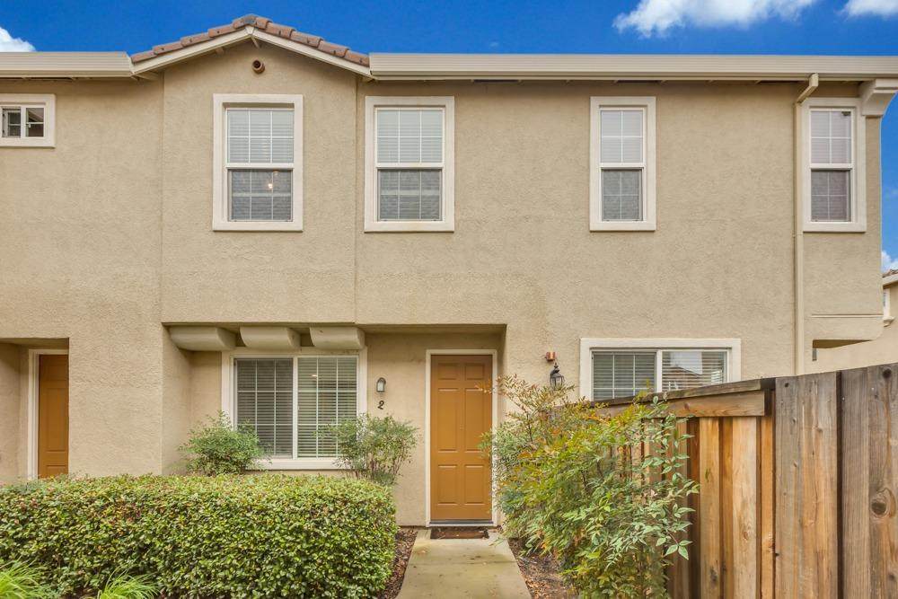 2030 Sierra View Circle - Photo 1