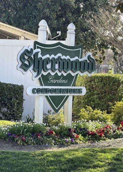 3308 Sherwood Ave - Photo 1