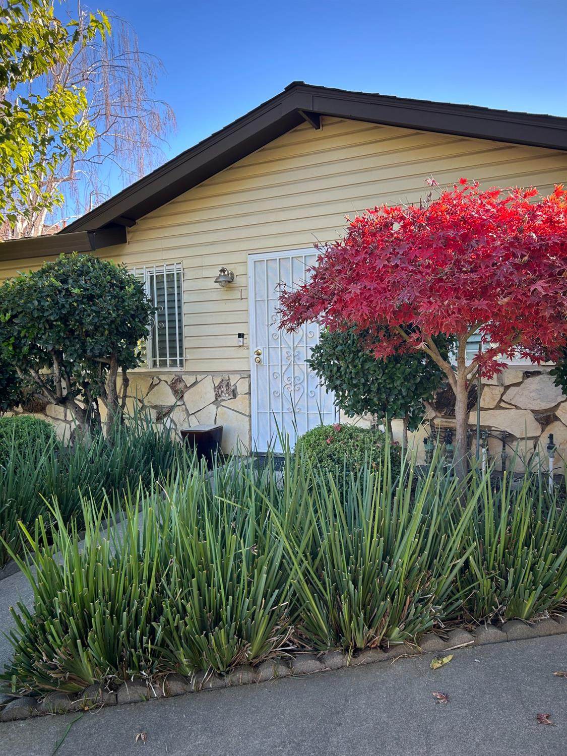 https://bt-photos.global.ssl.fastly.net/sacramento/orig_boomver_1_560762623-2.jpg