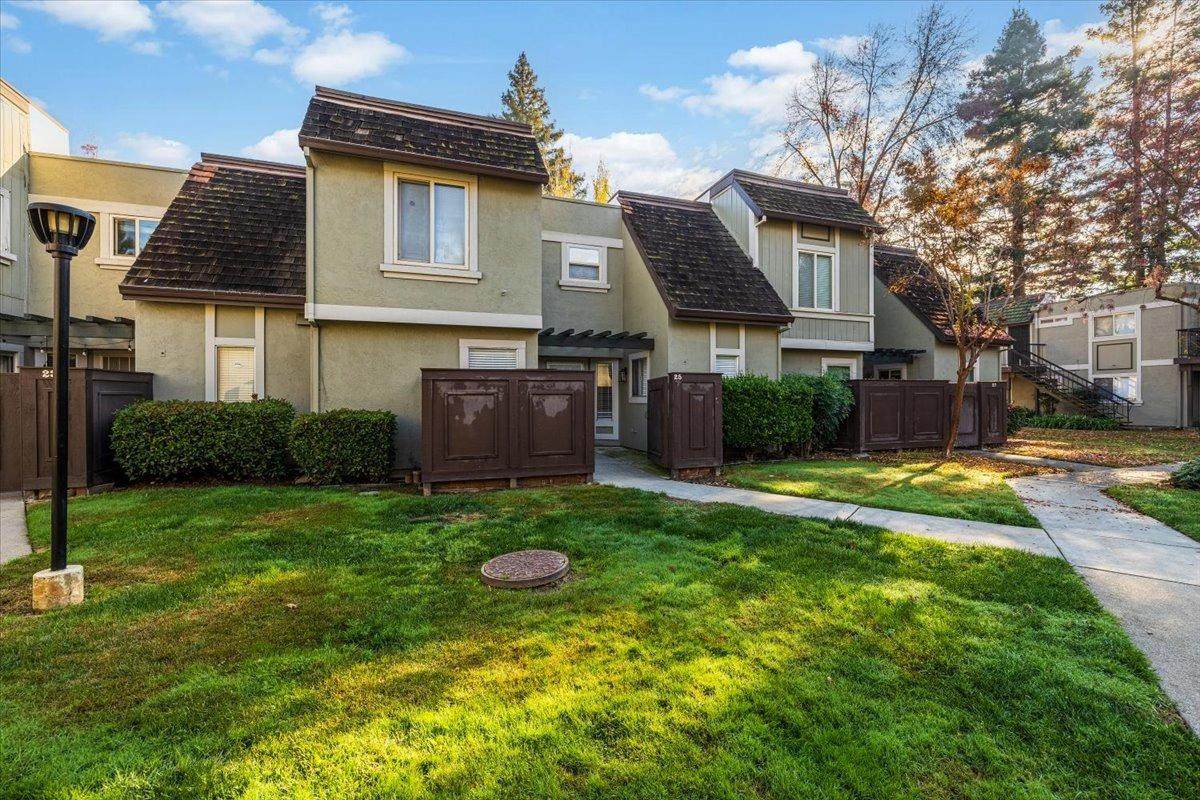 110 Luna Grande Circle - Photo 1