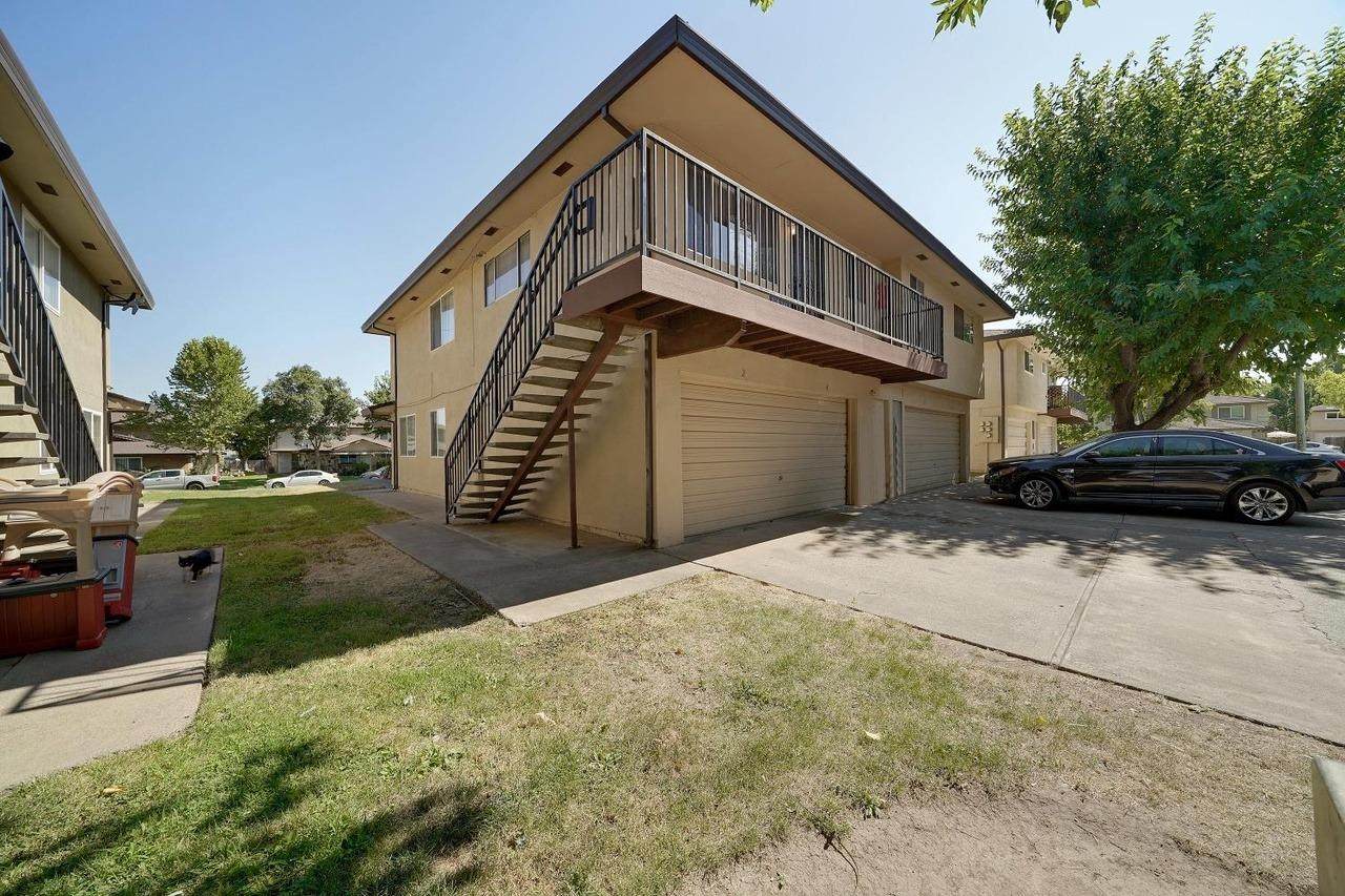 4616 Greenholme Drive - Photo 1