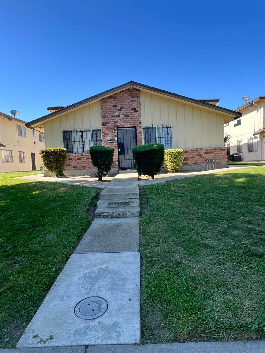2923 Monte Diablo Avenue - Photo 1