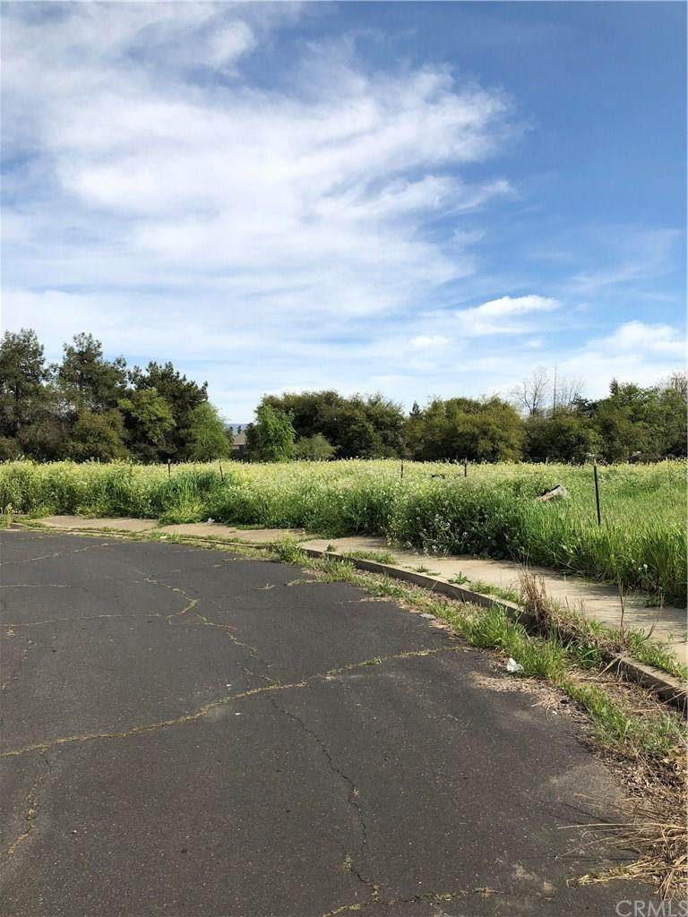 77 Paula Court - Photo 1