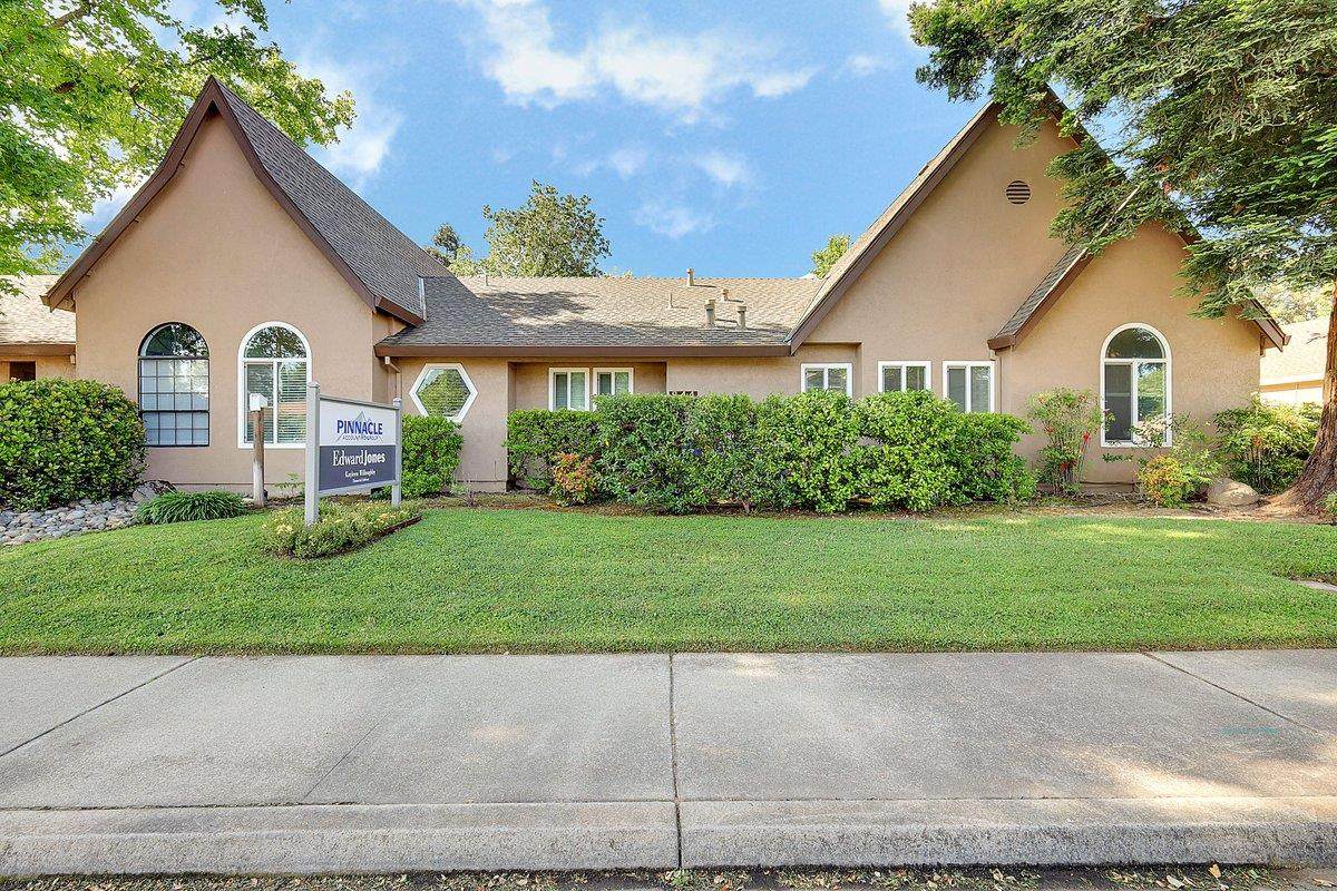 844 Richland - Photo 1