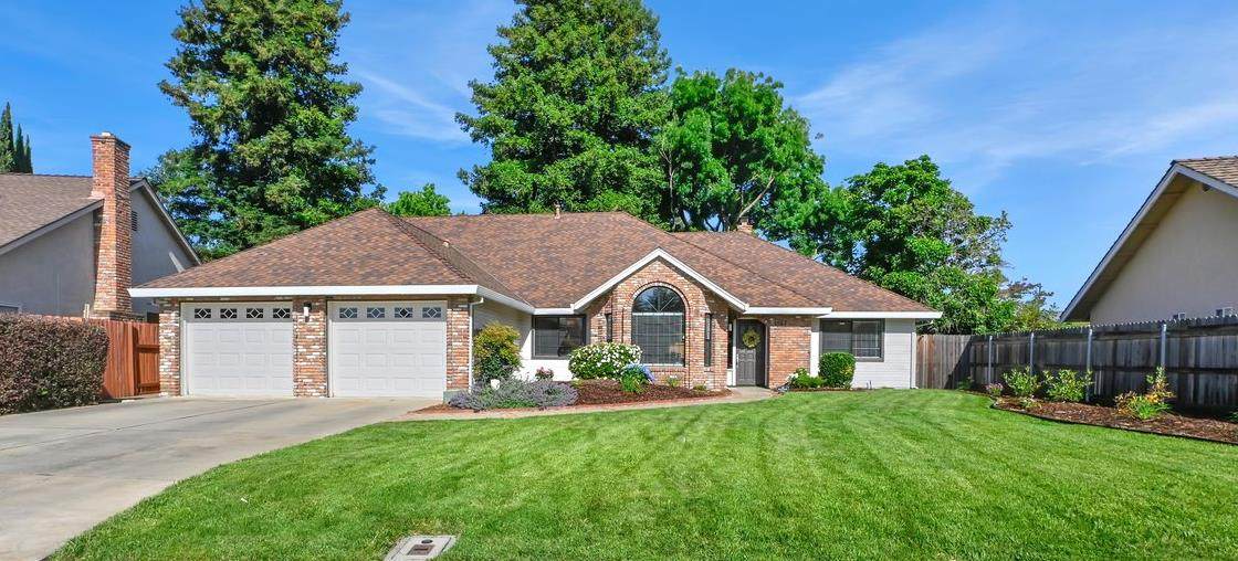 1157 Woodhaven Drive - Photo 1