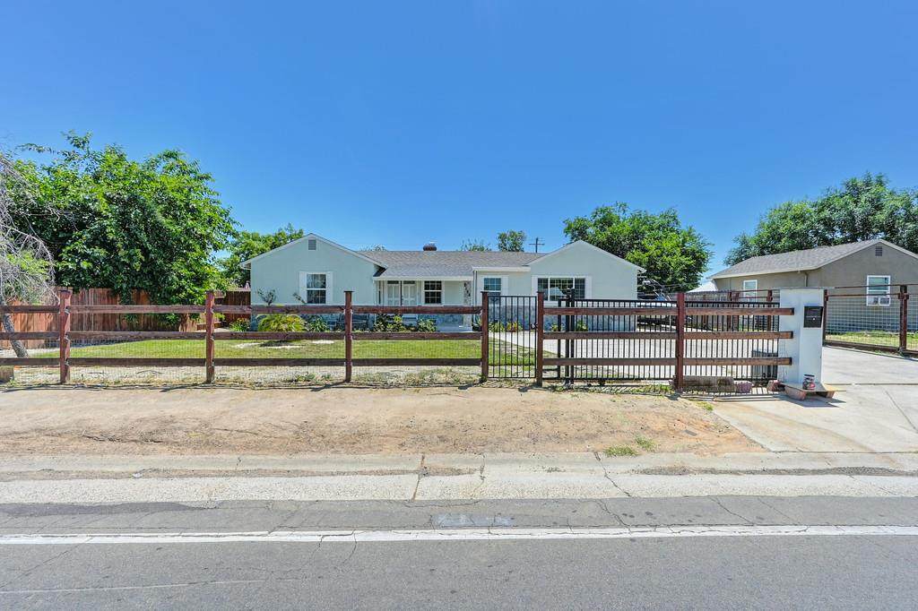 2288 Marconi Avenue - Photo 1