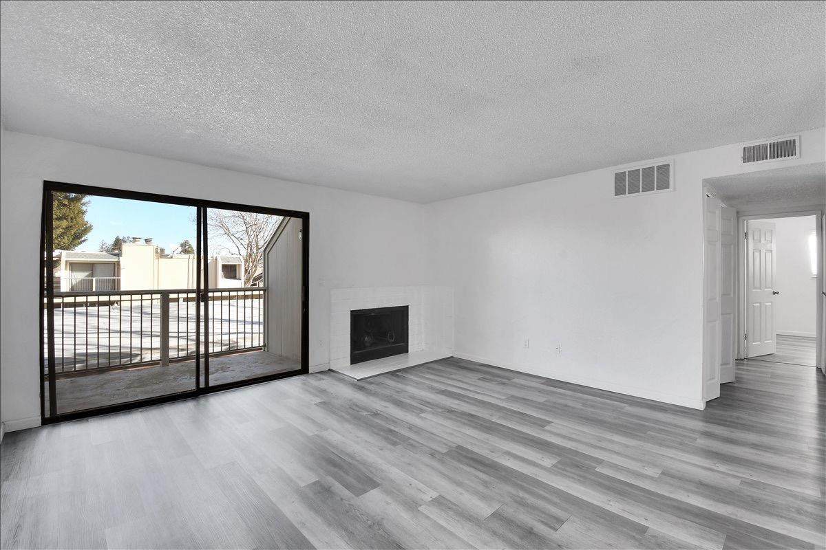 1909 Covillaud Street - Photo 1