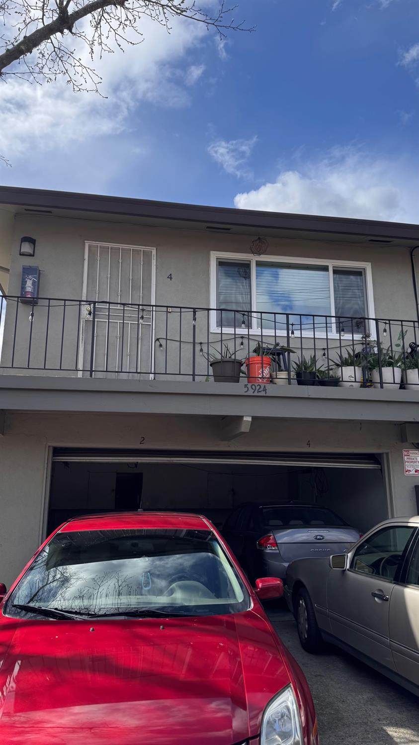 5924 Walerga Road - Photo 1