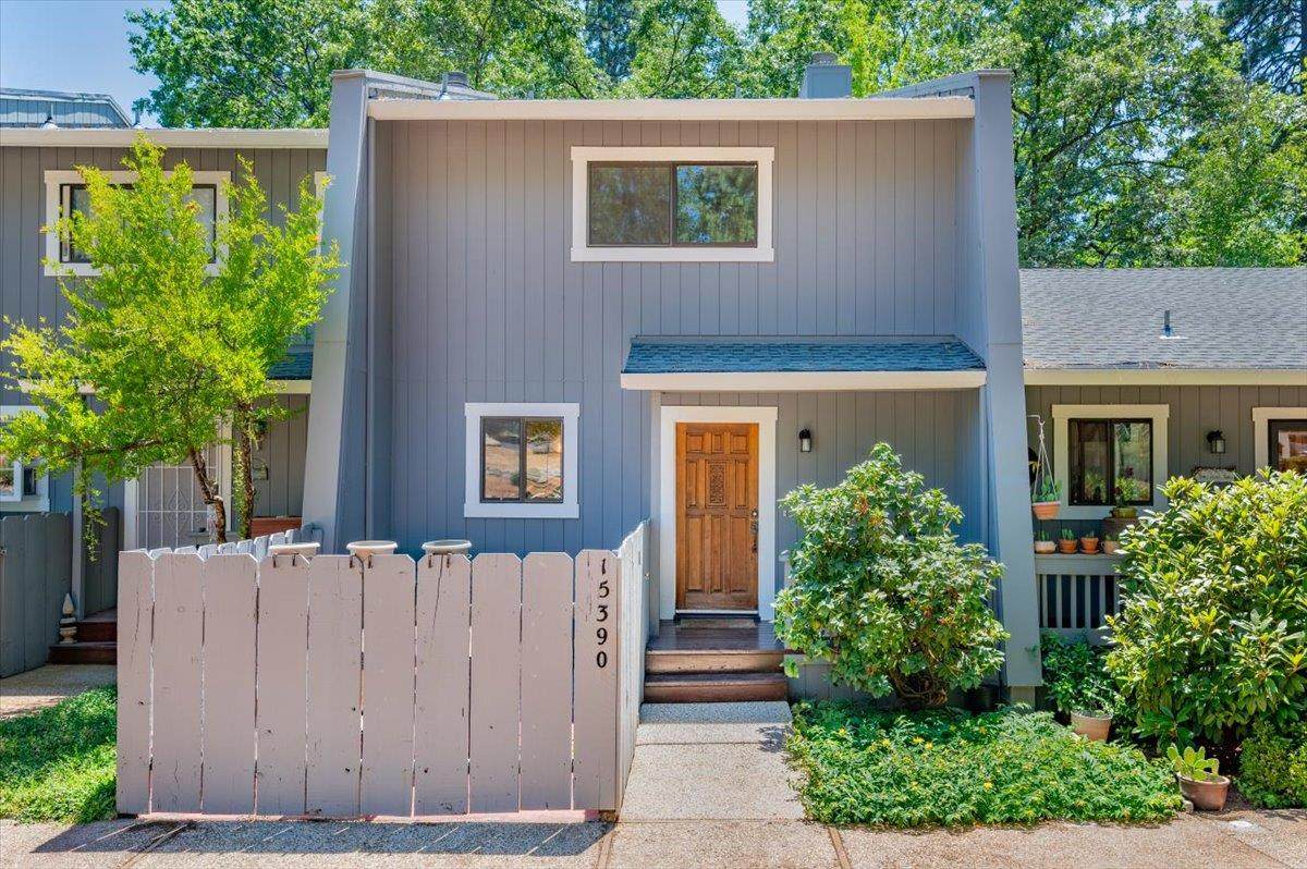 15390 Kingsbury Circle - Photo 1