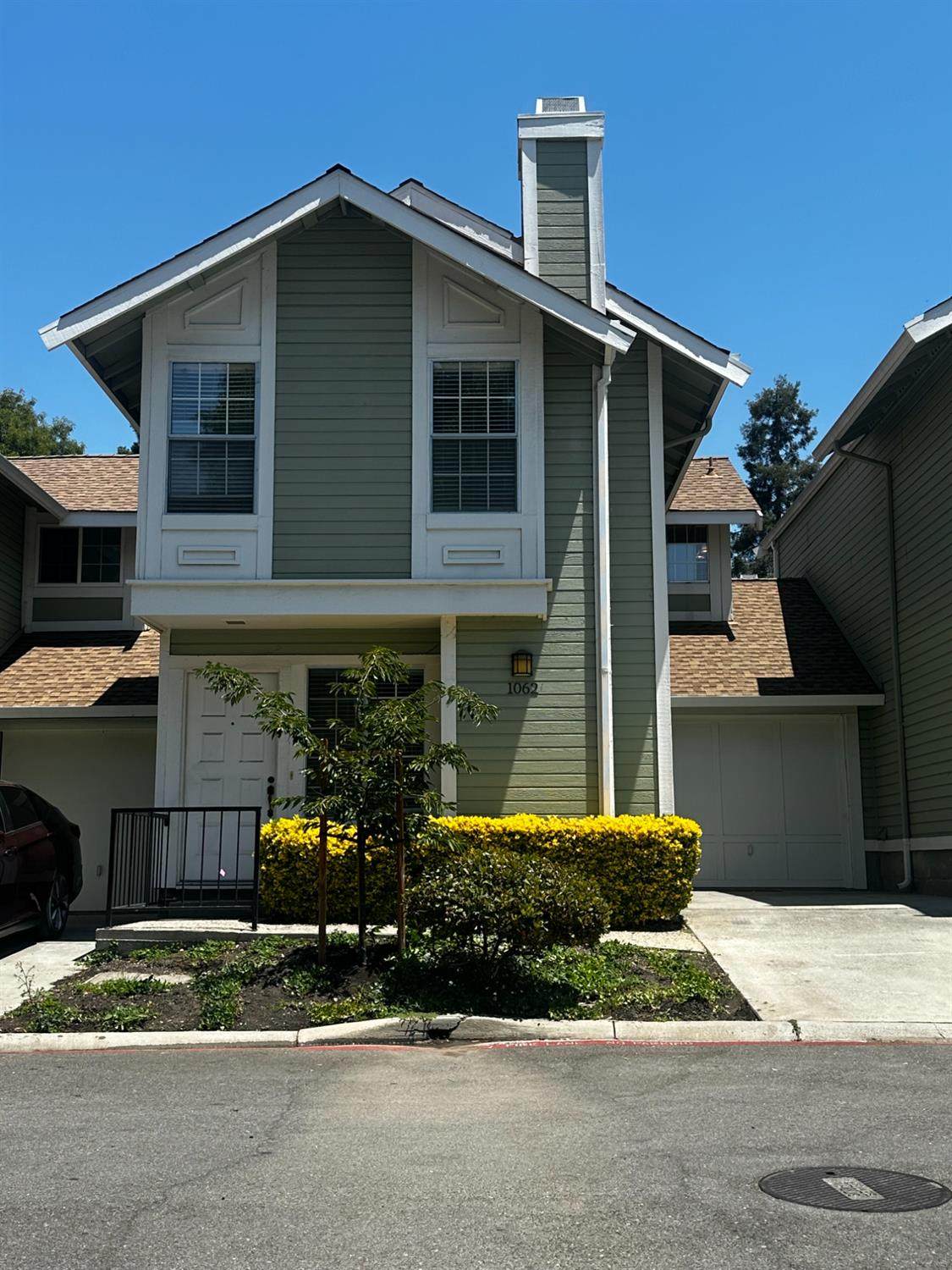 1062 Rymar Place - Photo 1