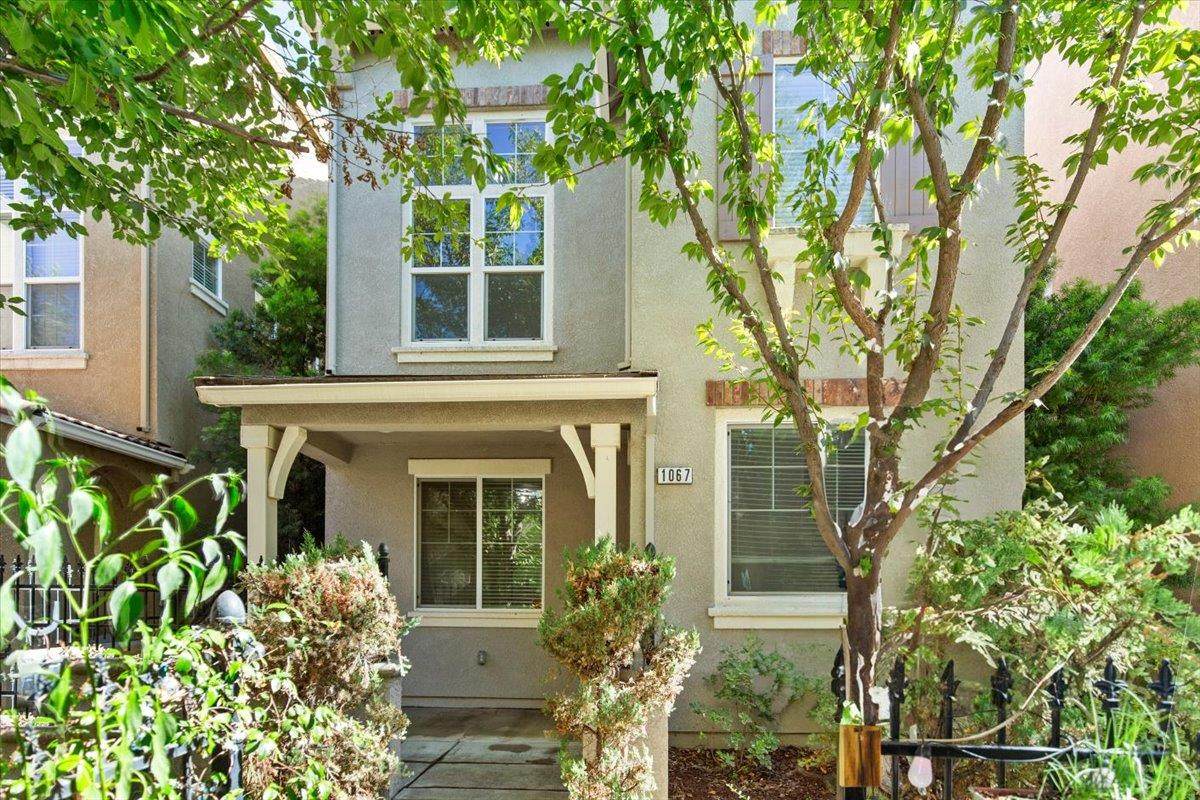 1067 Sallie Lane - Photo 1