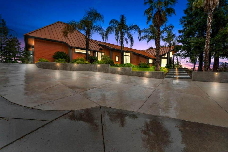 9313 Hills Court - Photo 1