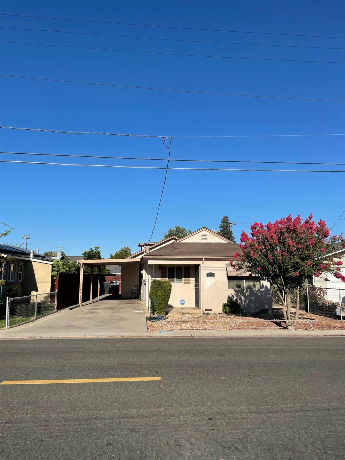 1506 Mitchell Avenue - Photo 1