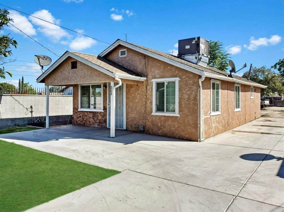 808 West Avenue - Photo 1