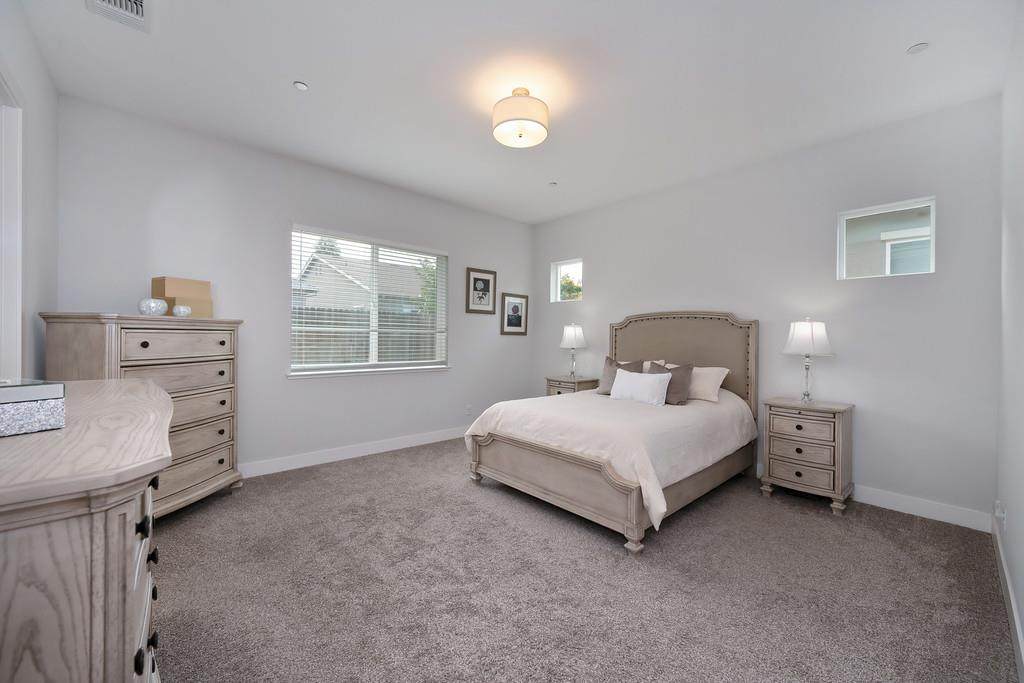 https://bt-photos.global.ssl.fastly.net/sacramento/orig_boomver_1_560900374-2.jpg