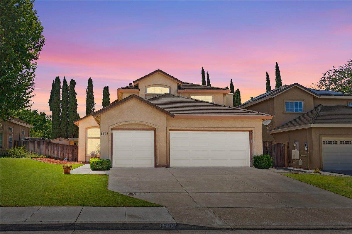 1703 Egret Drive - Photo 1