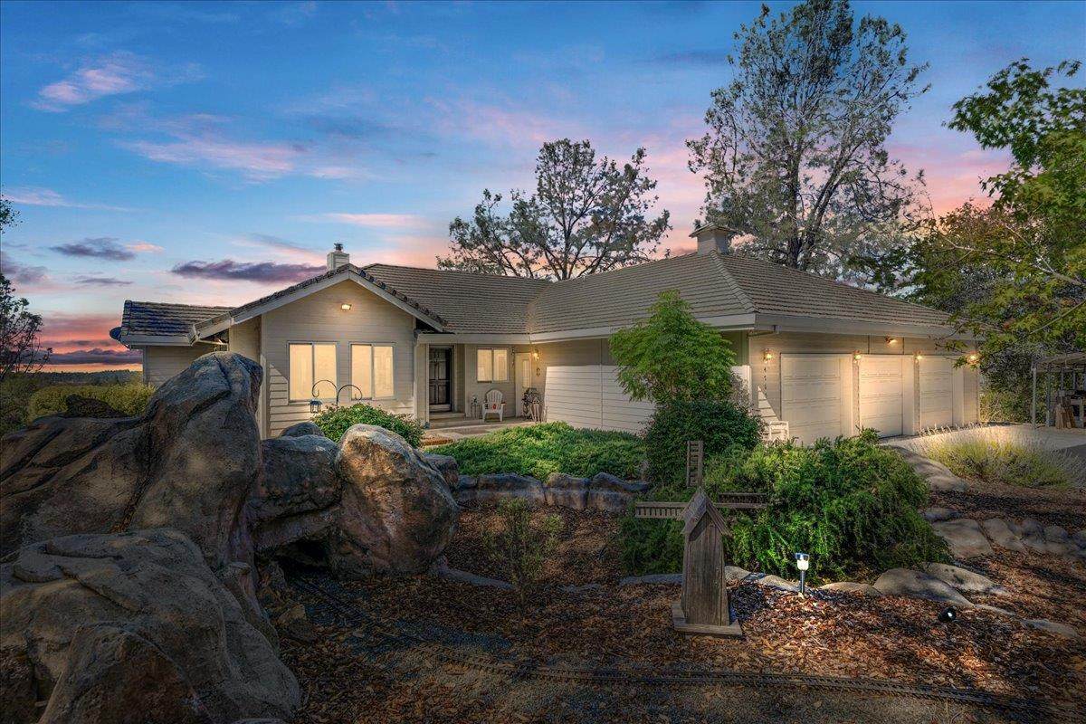 4765 Garden Court - Photo 1