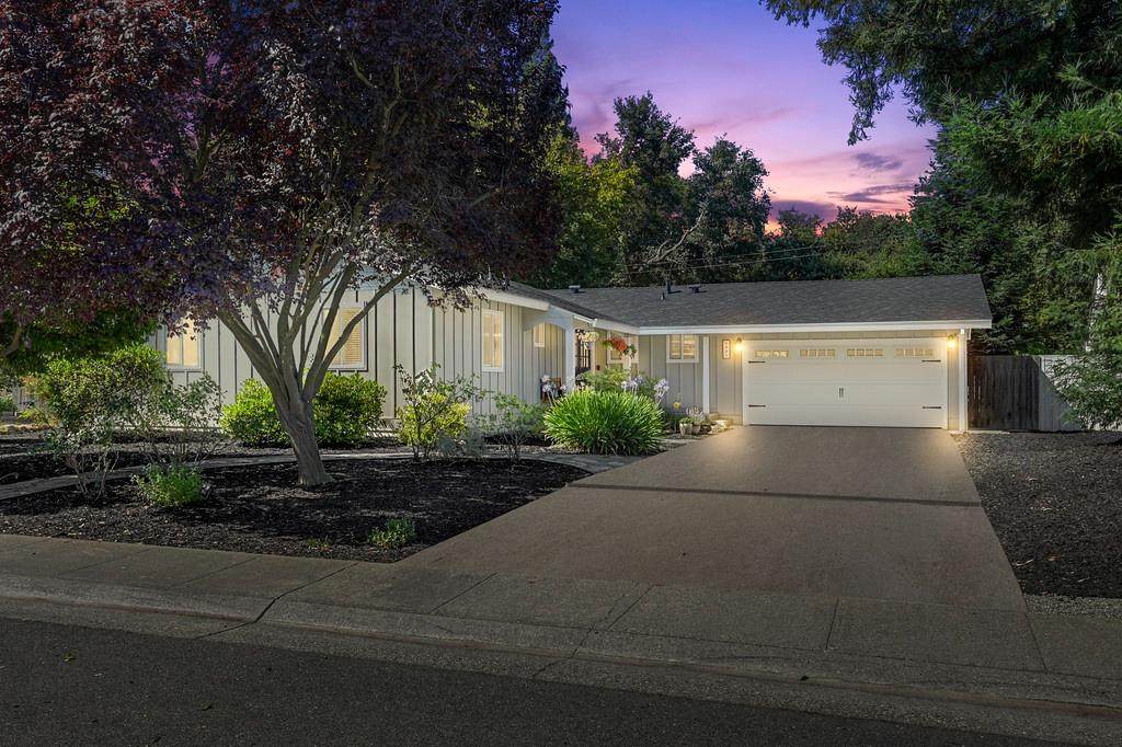 5445 Bartig Way - Photo 1