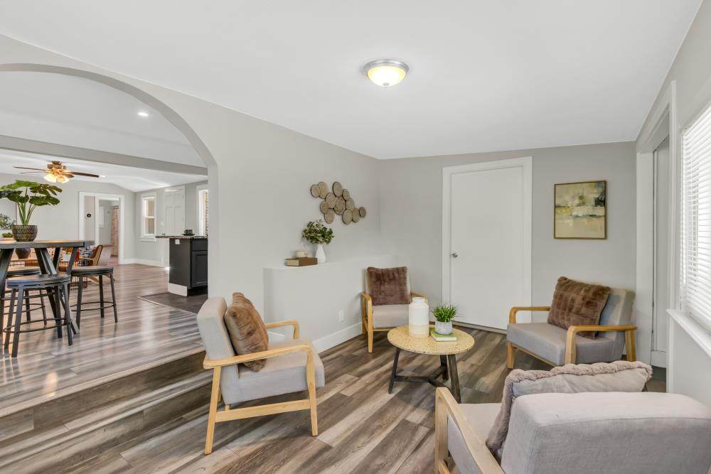 3928 Delaware Avenue - Photo 1