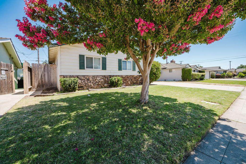 800 Crescent Avenue - Photo 1