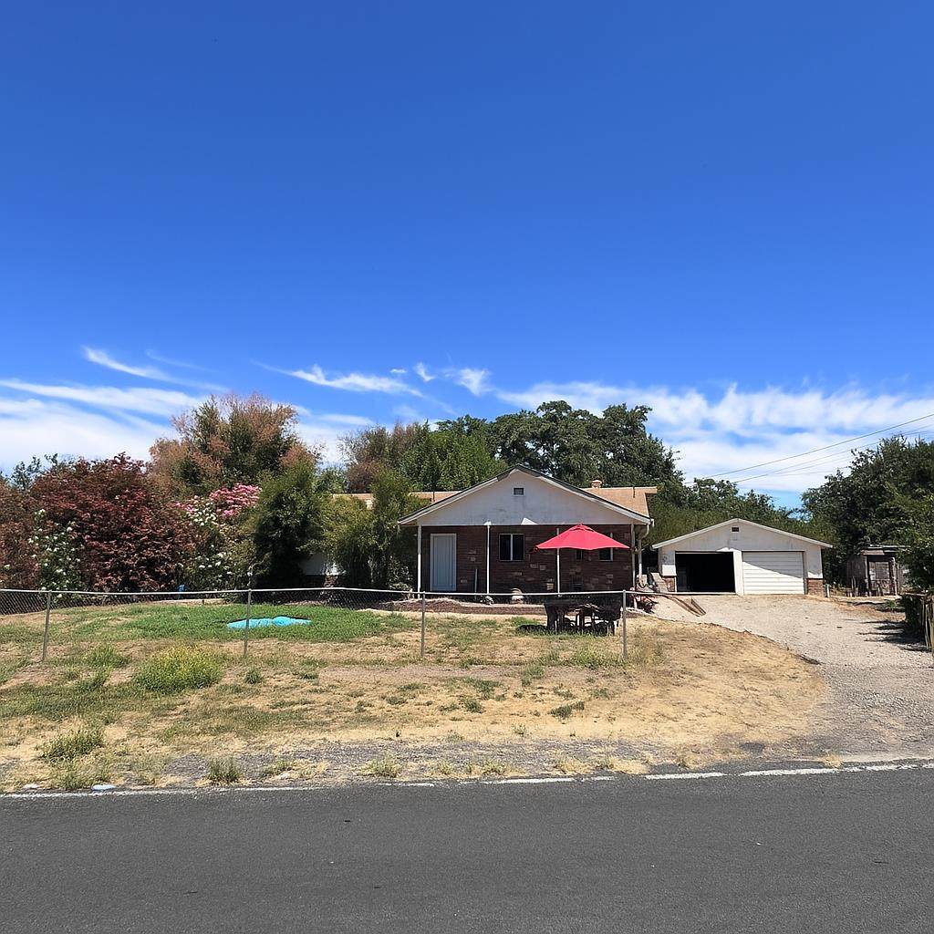 619 Watters Road - Photo 1