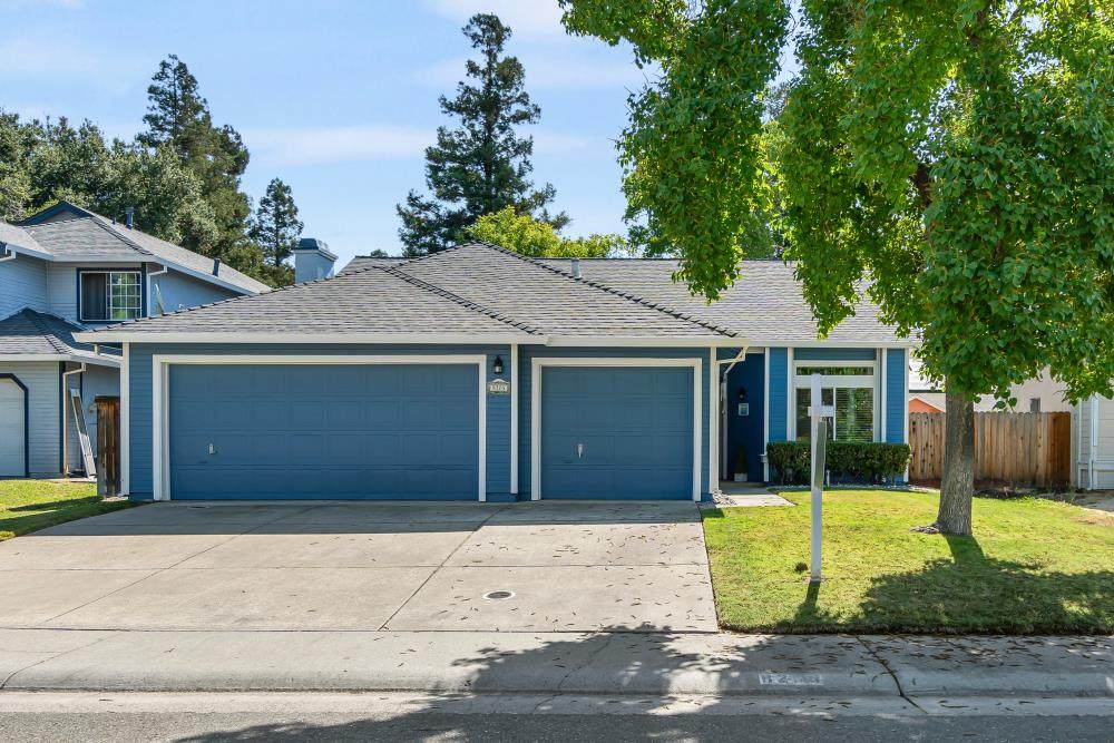 8205 Surrey Park Court - Photo 1