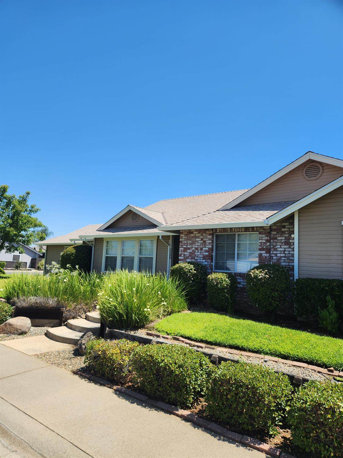2099 3rd Street - Photo 1
