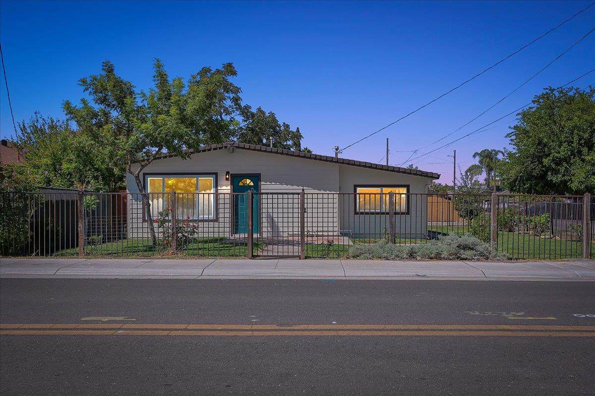 1807 11th Avenue - Photo 1