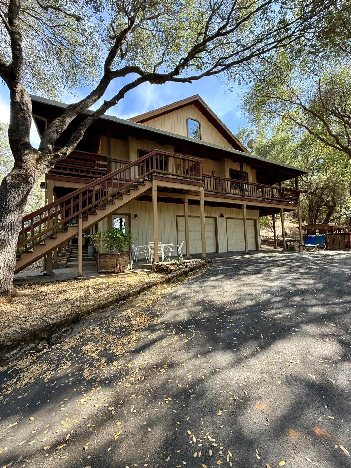 1877 Finnegan - Photo 1