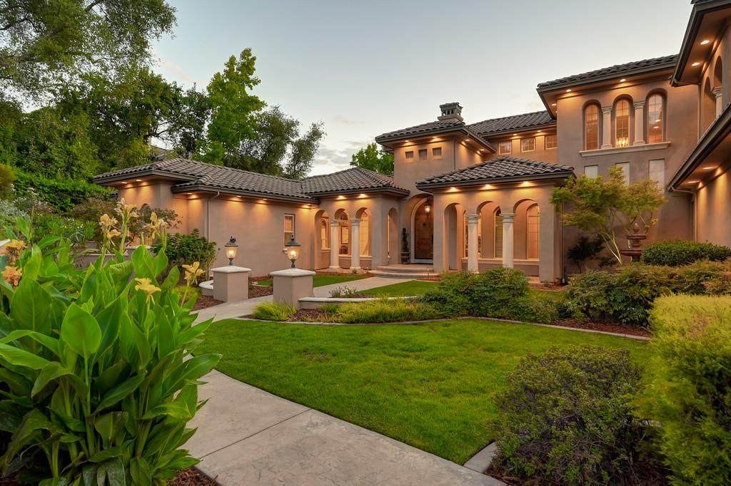https://bt-photos.global.ssl.fastly.net/sacramento/orig_boomver_1_560905562-2.jpg