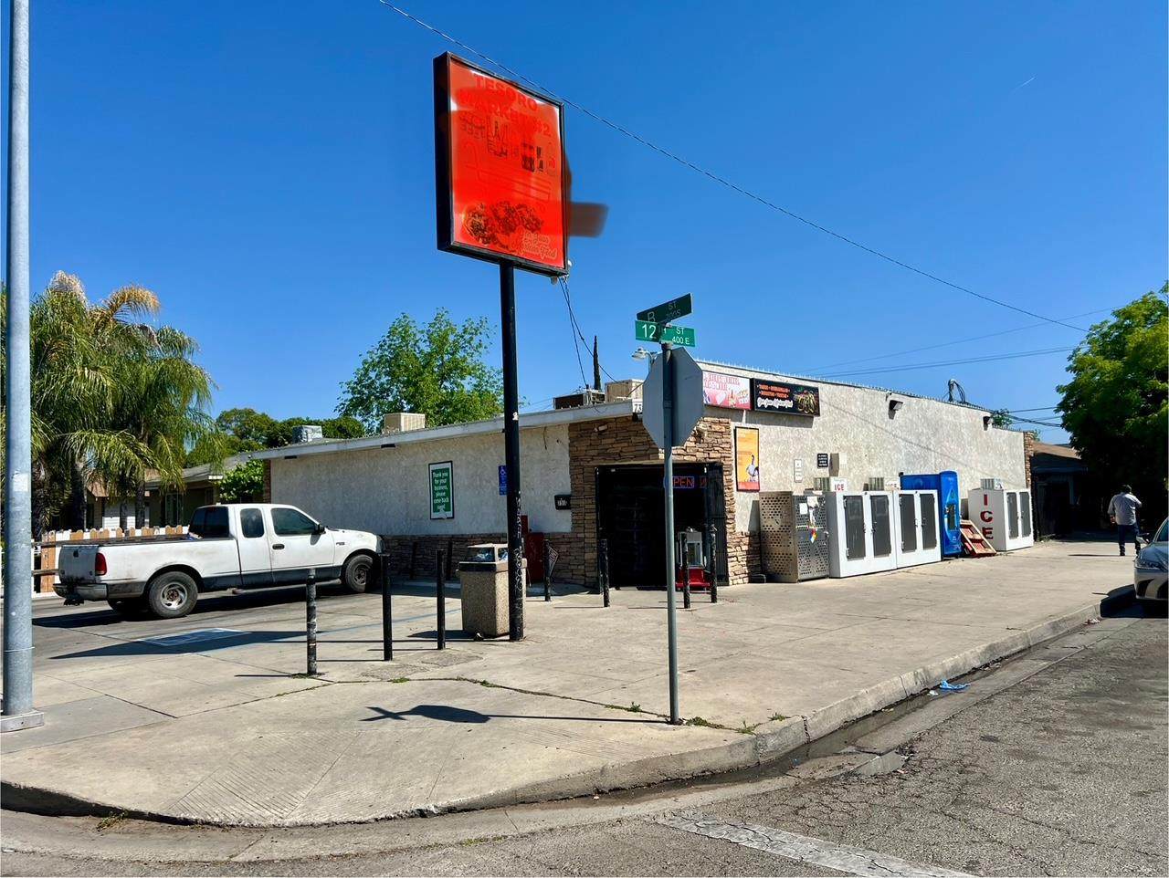 409 12th Street - Photo 1