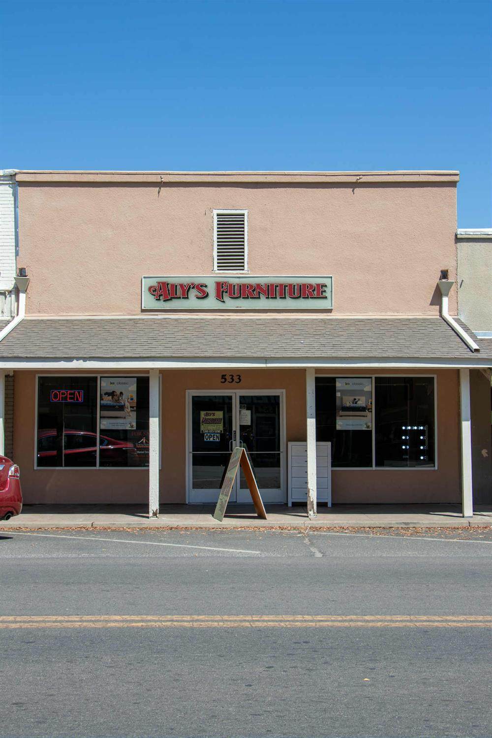 533 7th Street - Photo 1