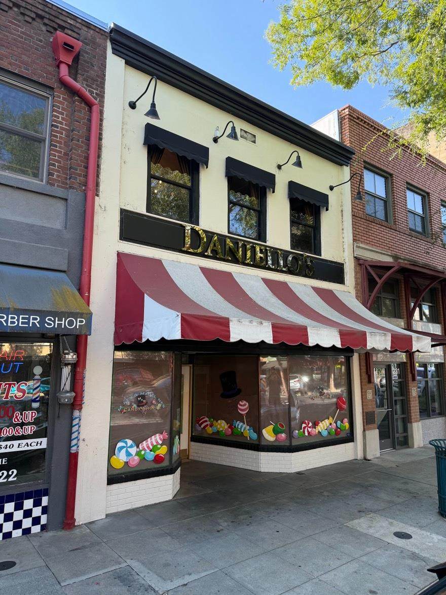 229 Vernon Street - Photo 1