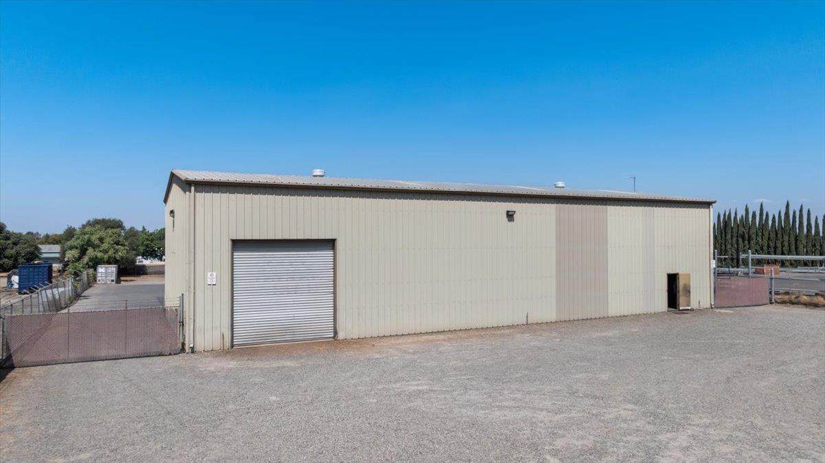 624 Armstrong Way - Photo 1