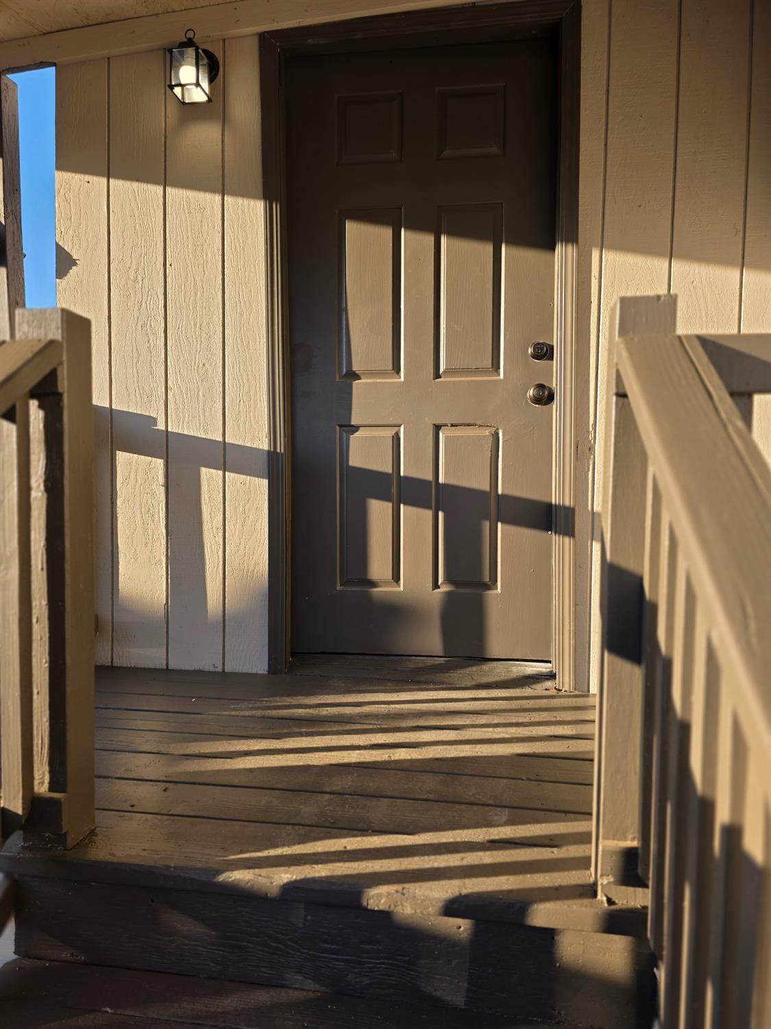 5200 Crest Rd. - Photo 1