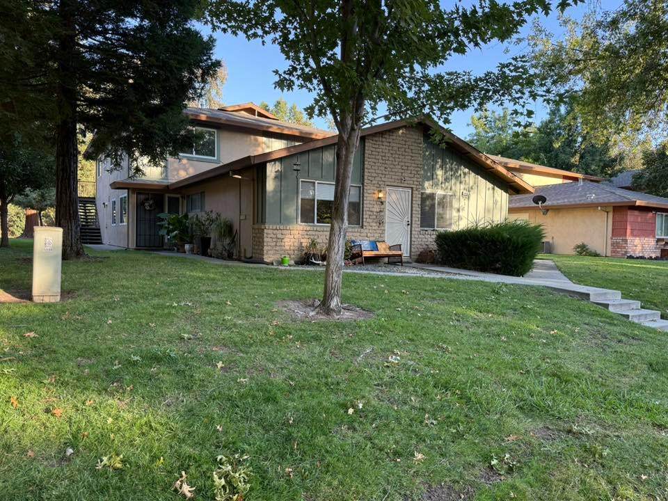 5098 Rhode Island Drive - Photo 1