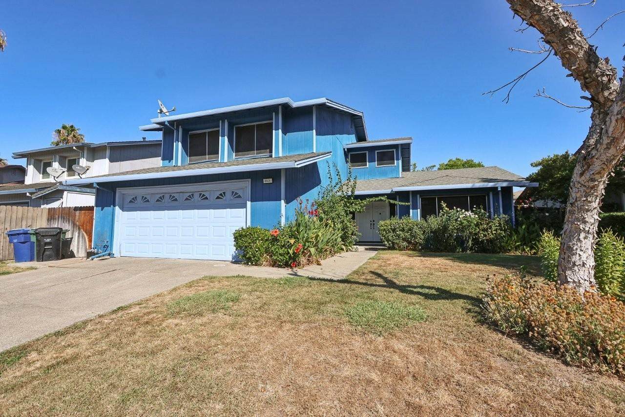 8831 Liscarney Way - Photo 1