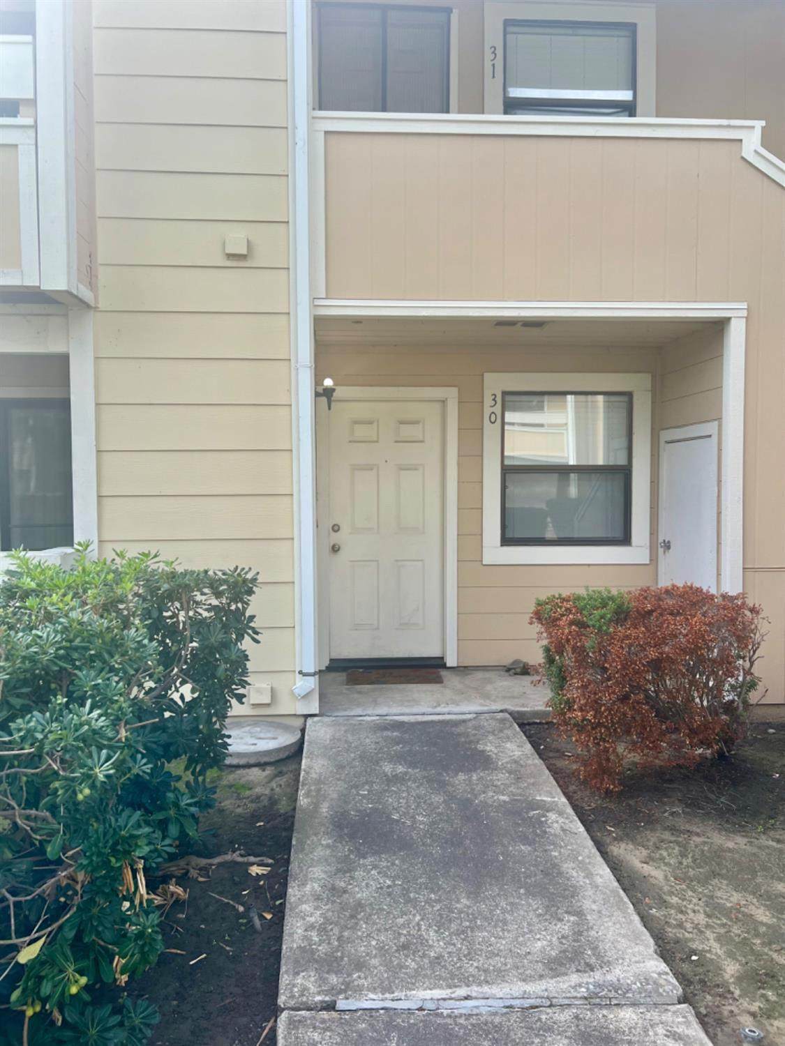 1545 Pyrenees - Photo 1