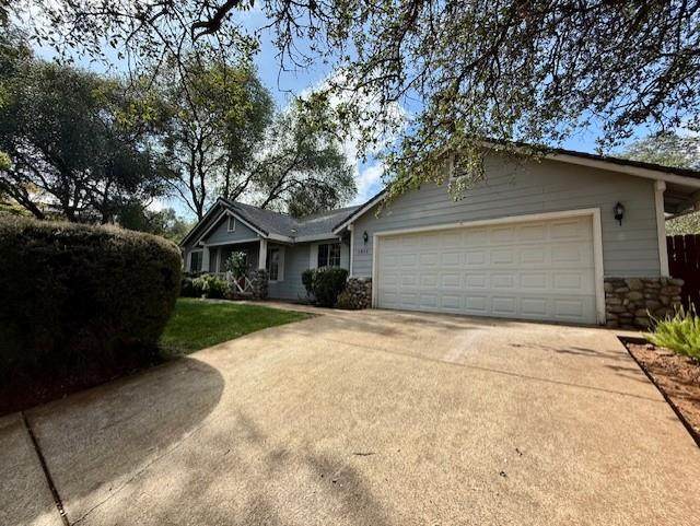 1511 Radcliffe Way - Photo 1