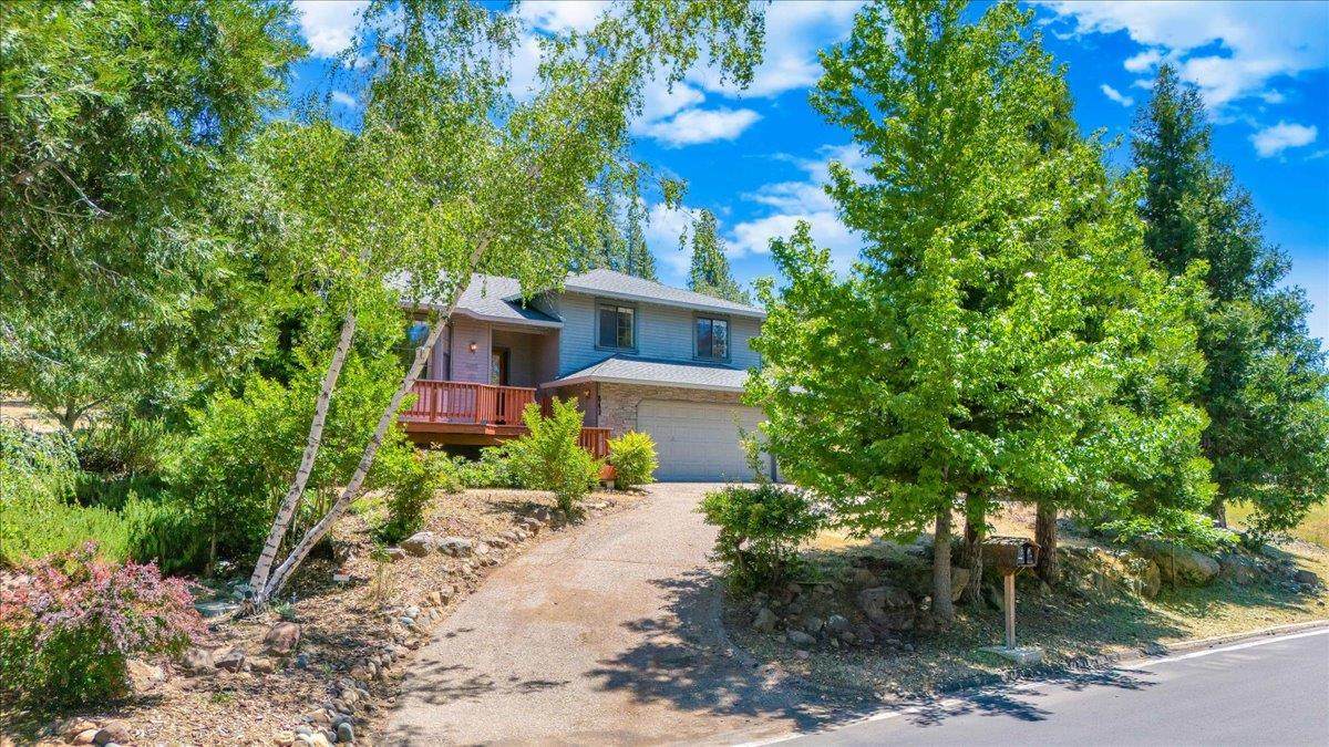 841 Dogwood Drive - Photo 1