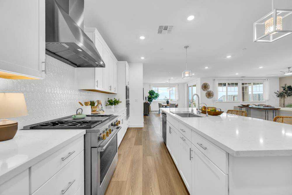 3177 Hinsdale Court - Photo 1