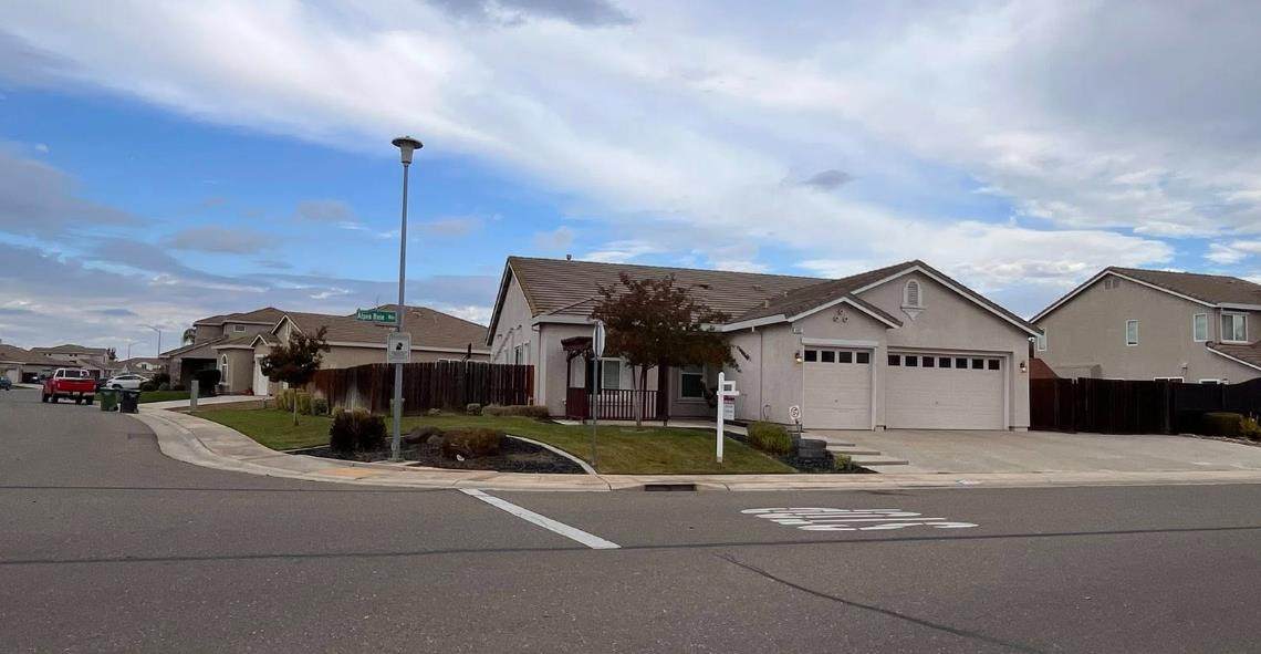 402 Alpen Rose Way - Photo 1