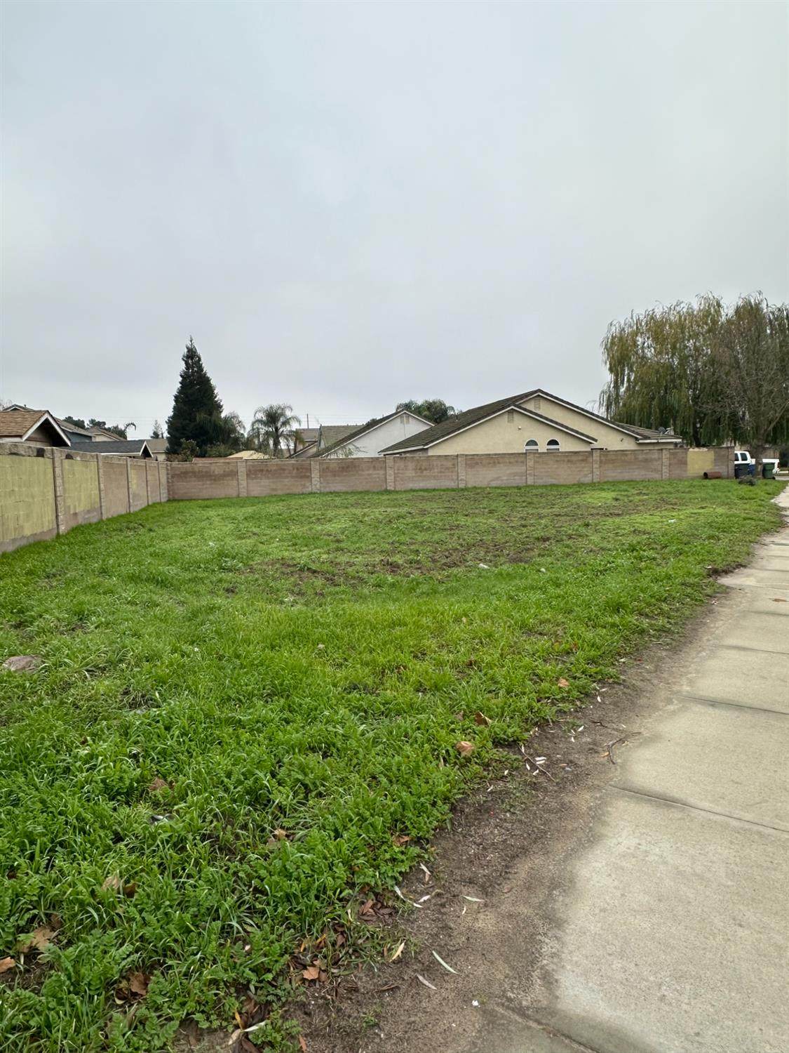 200 Tully Road - Photo 1