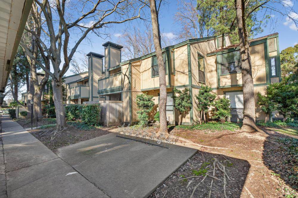 350 Del Verde - Photo 1