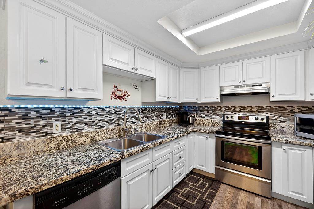 5828 Peppermill Court - Photo 1