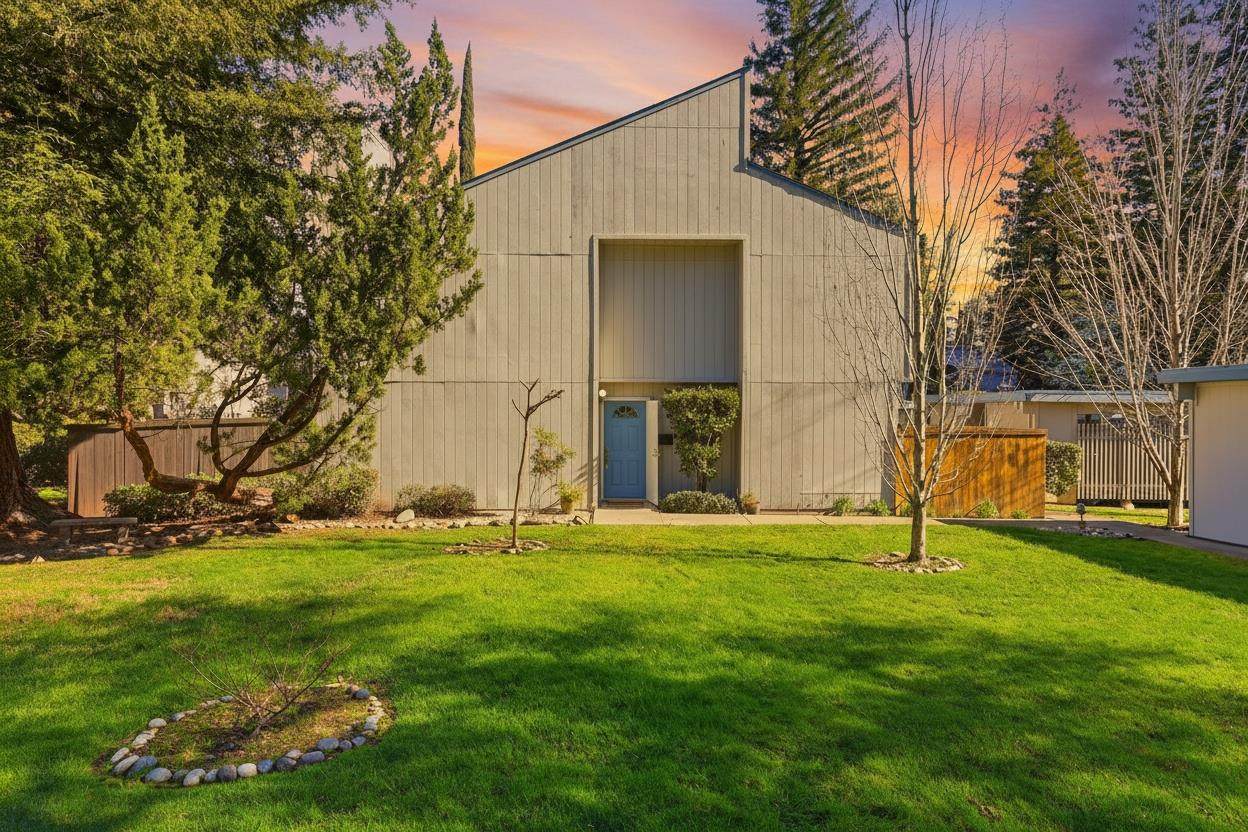 5274 Lake Knoll Lane - Photo 1