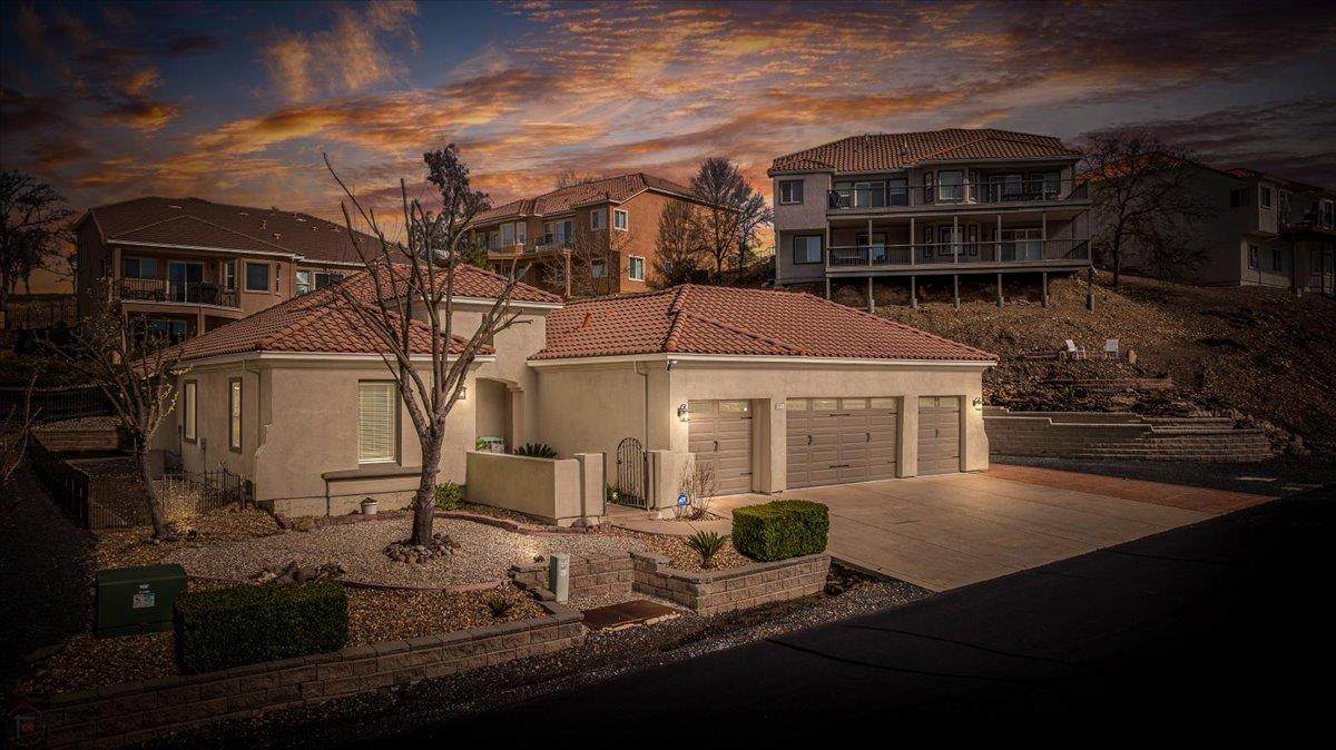 121 Athena Drive - Photo 1