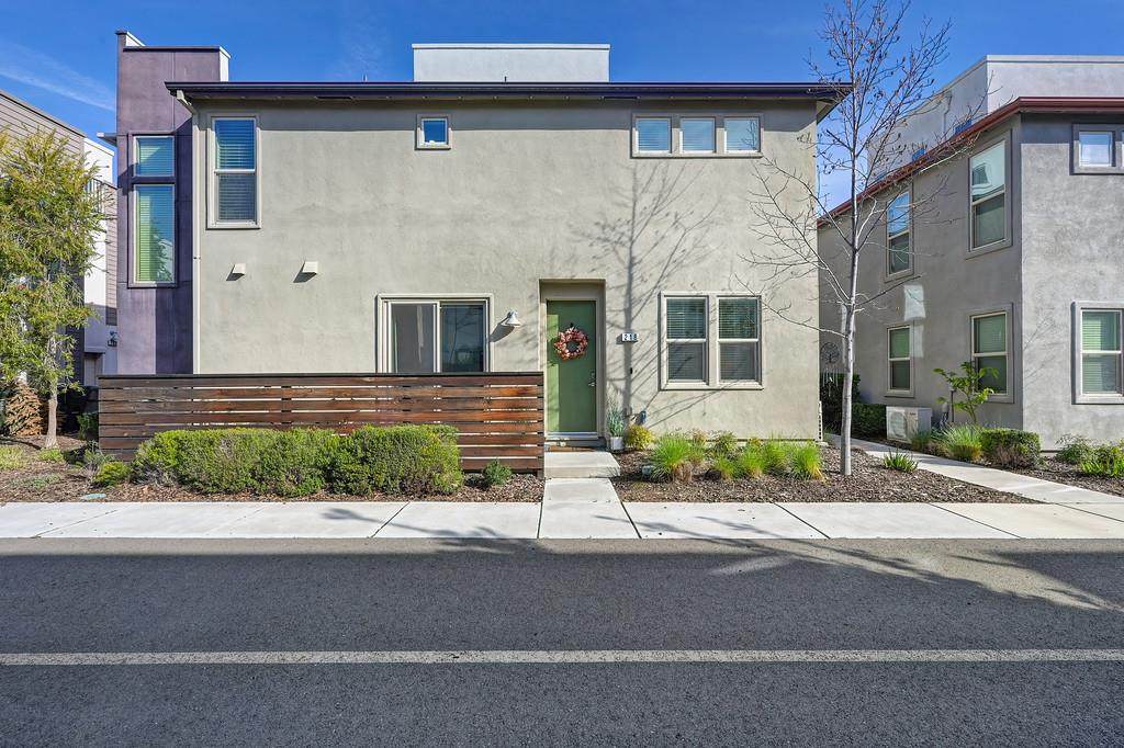 218 Box Lane - Photo 1