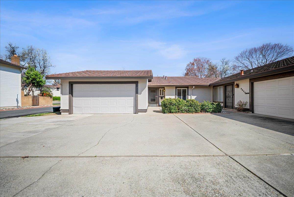 2237 Kingstree Lane - Photo 1